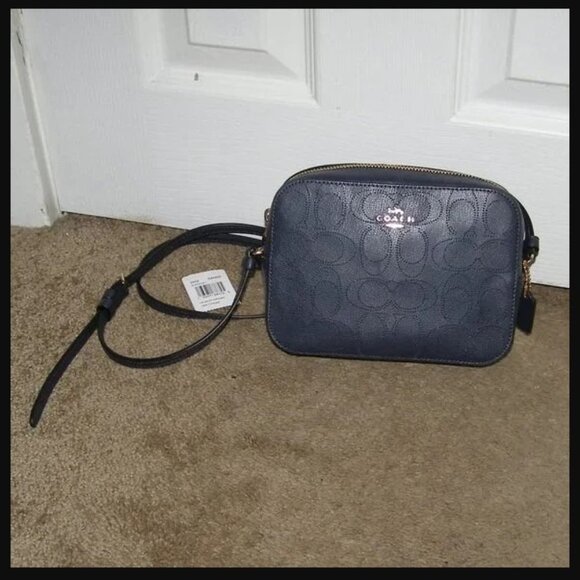 💙 NWOT Coach Navy Blue Perforated Leather Camera Bag Crossbody - Picture 1 of 9